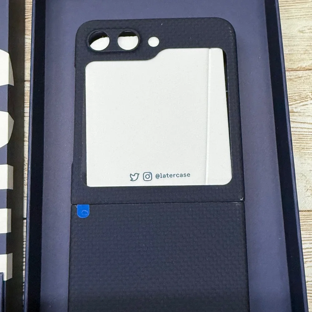 Latercase Galaxy Z Flip 5 Willy Blue‎ Phone Case Impossibly Thin New Open Box